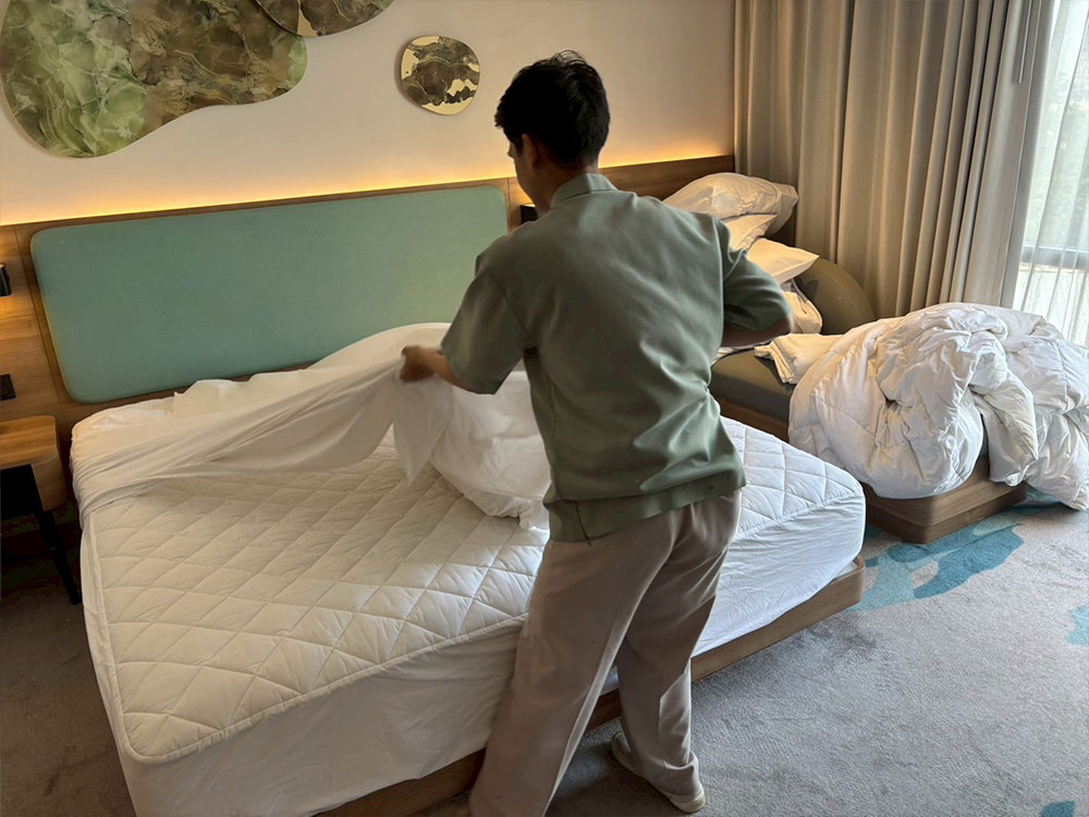 外国人材を積極的に受け入れています